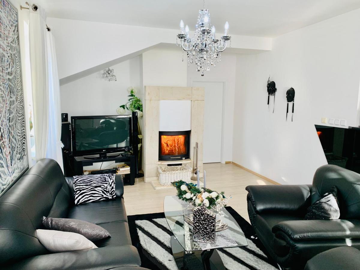 Apartman Residenz โปปรัด ภายนอก รูปภาพ