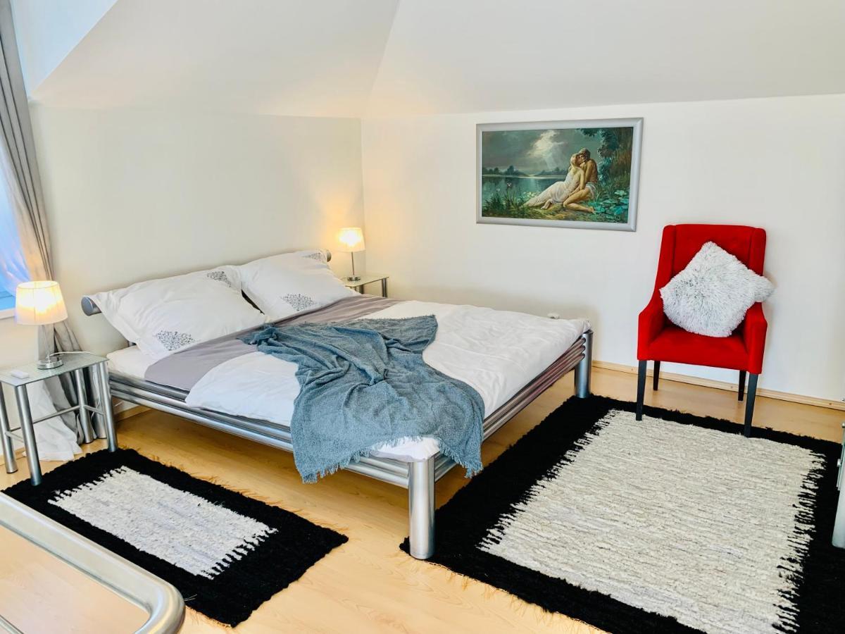 Apartman Residenz โปปรัด ภายนอก รูปภาพ